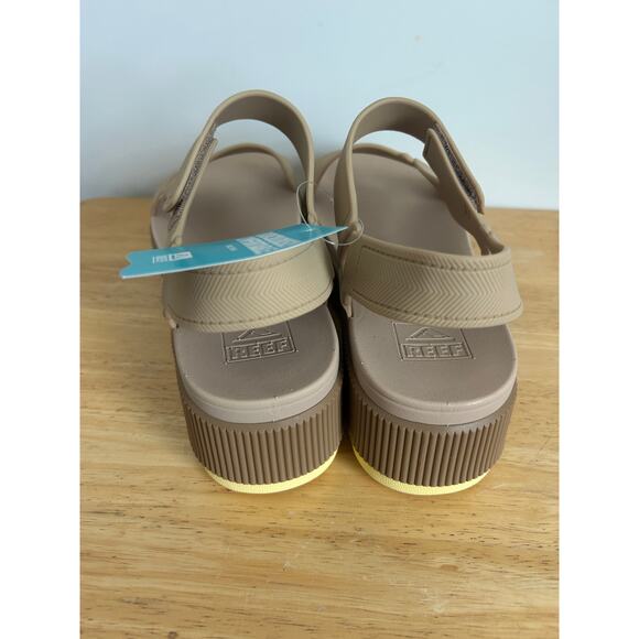 Reef Women's Water Rem Higher Platform Sandals - Pale Banana NWT Size 9 - Picture 4 of 5